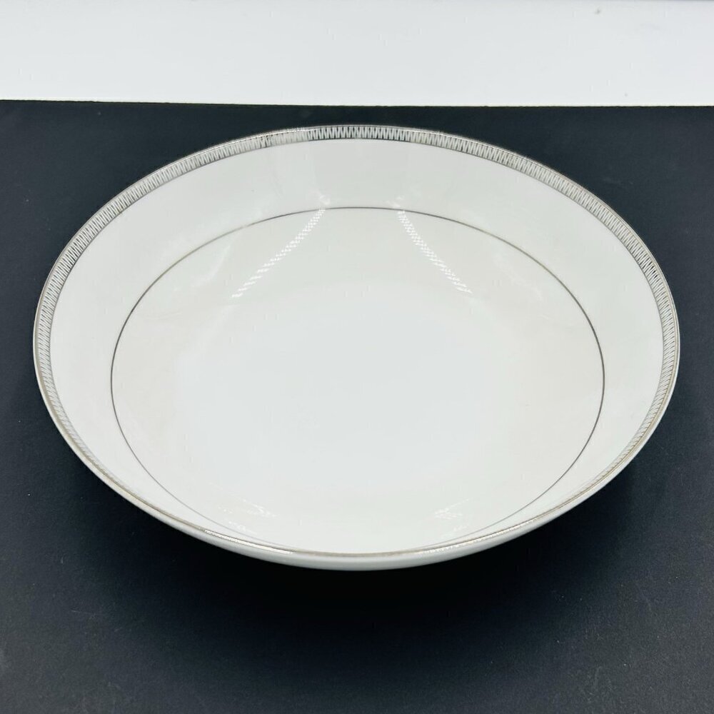Mikasa 8258 Barclay Round 9" Serving Bowl Fine China White Platinum Trim Vintage